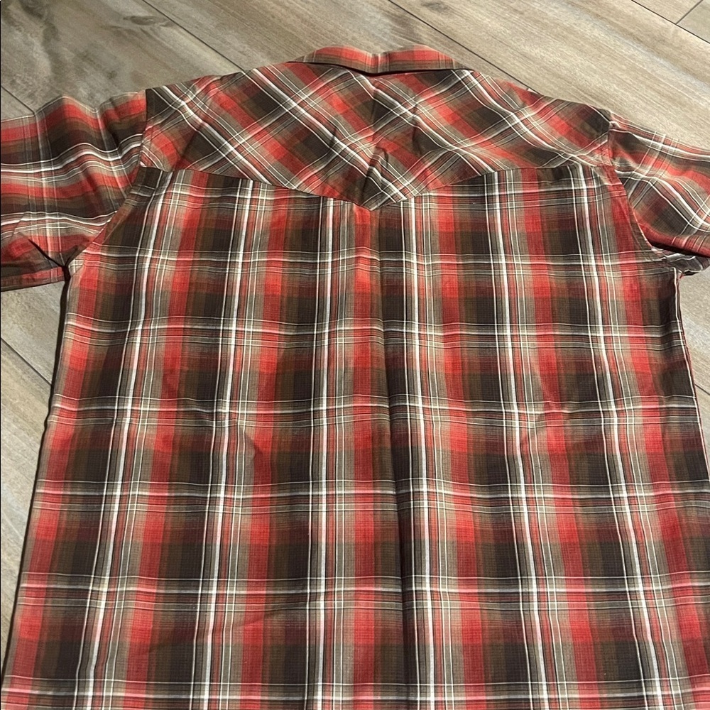 Larry Mahan Red and Brown Plaid Button Down Shirt - Picture 8 of 8